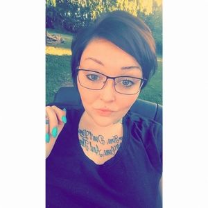 Meet your Posher, Shannon